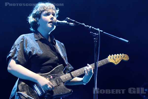 PIP BLOM - 2022-04-20 - PARIS - Zenith - 